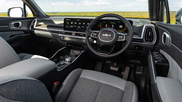 2024 Kia Sorento interior