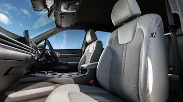 2024 Kia Sorento front seats