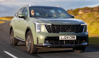 2024 Kia Sorento UK drive