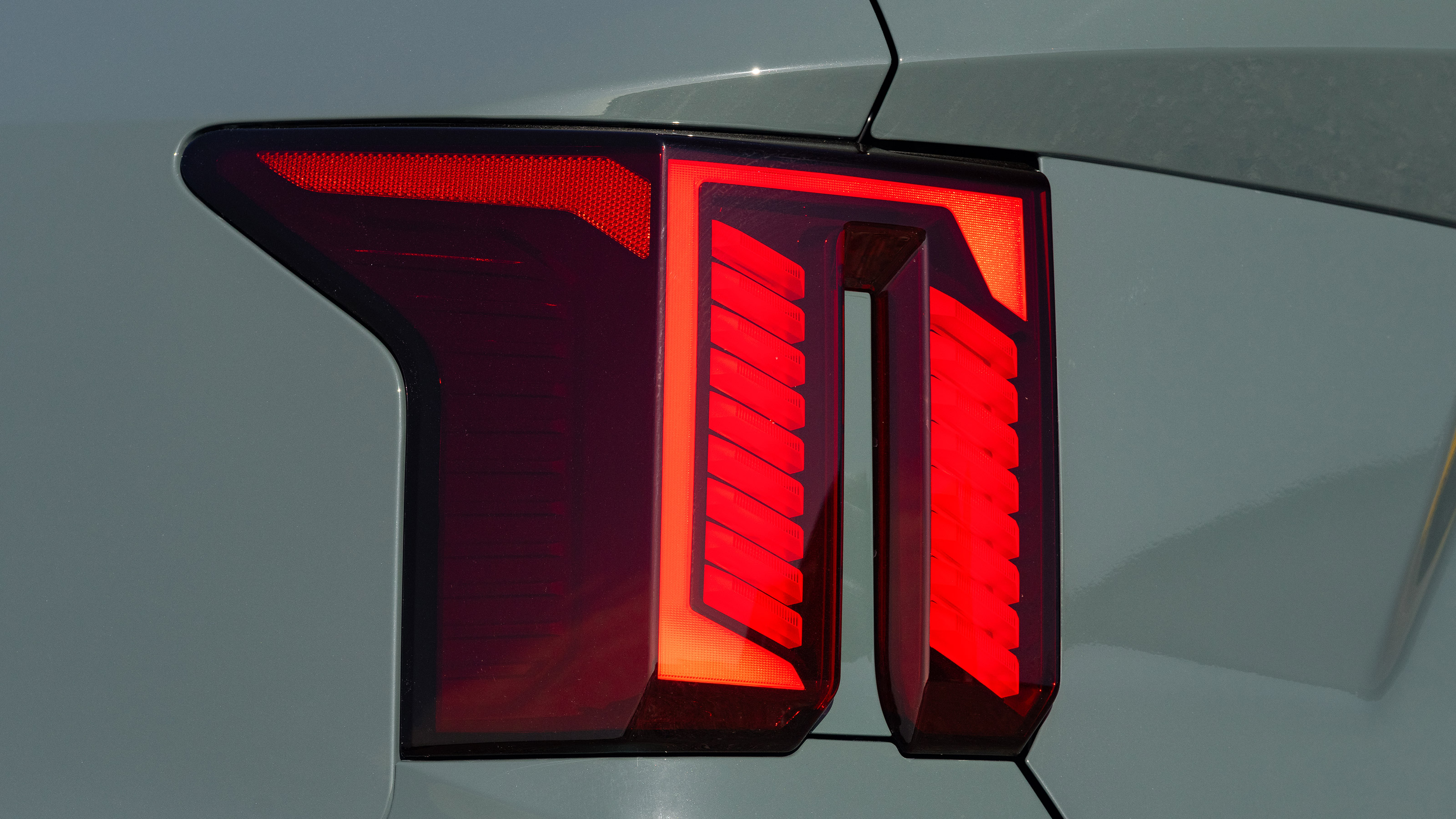 2024 Kia Sorento rear lights