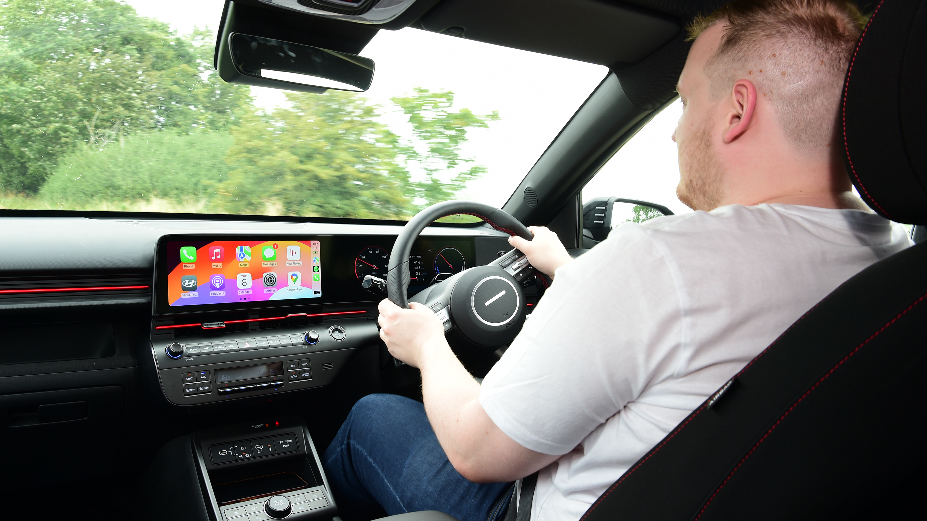 Hyundai Kona Electric N Line interior staff 