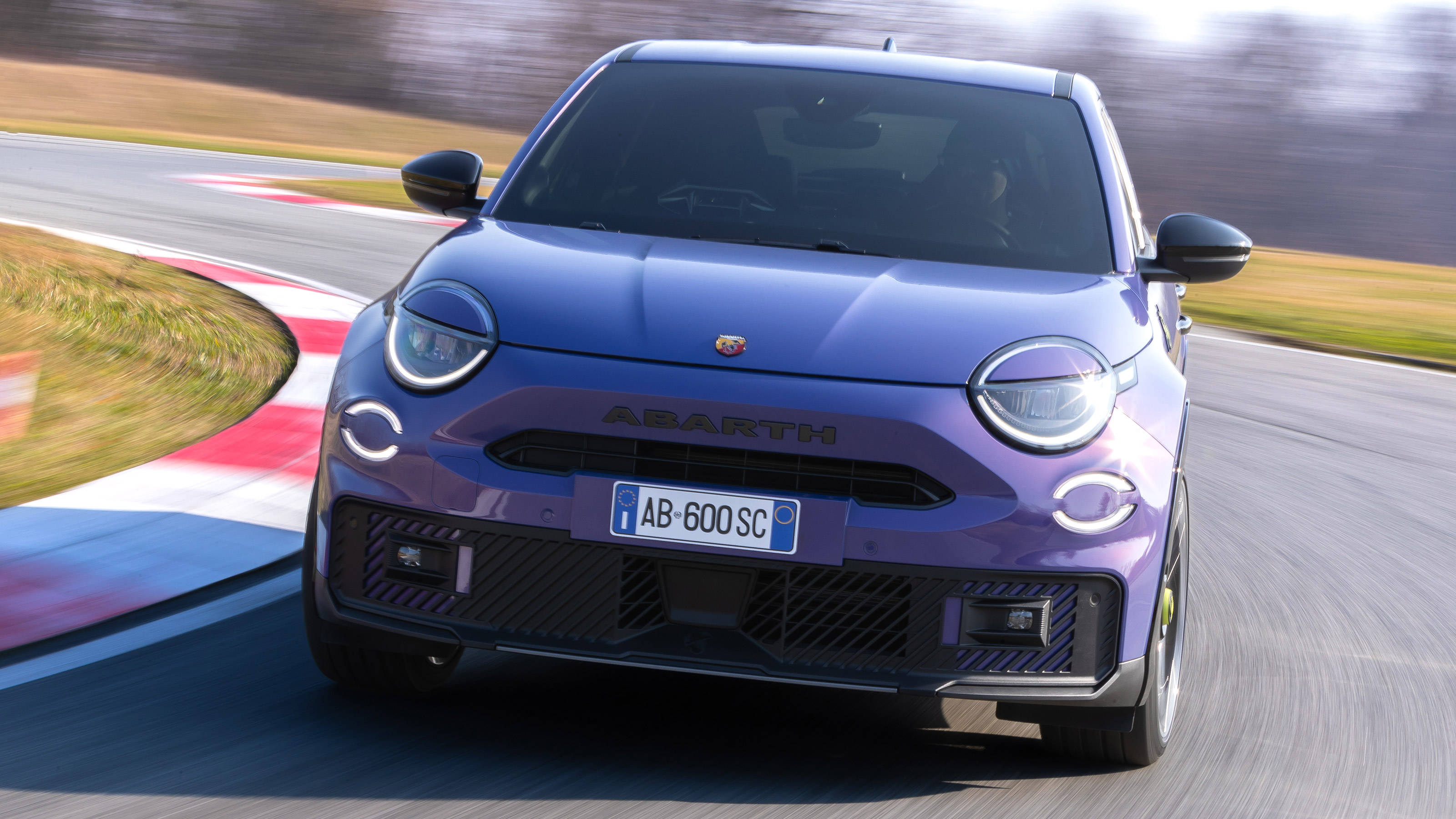 Abarth 600e front handling