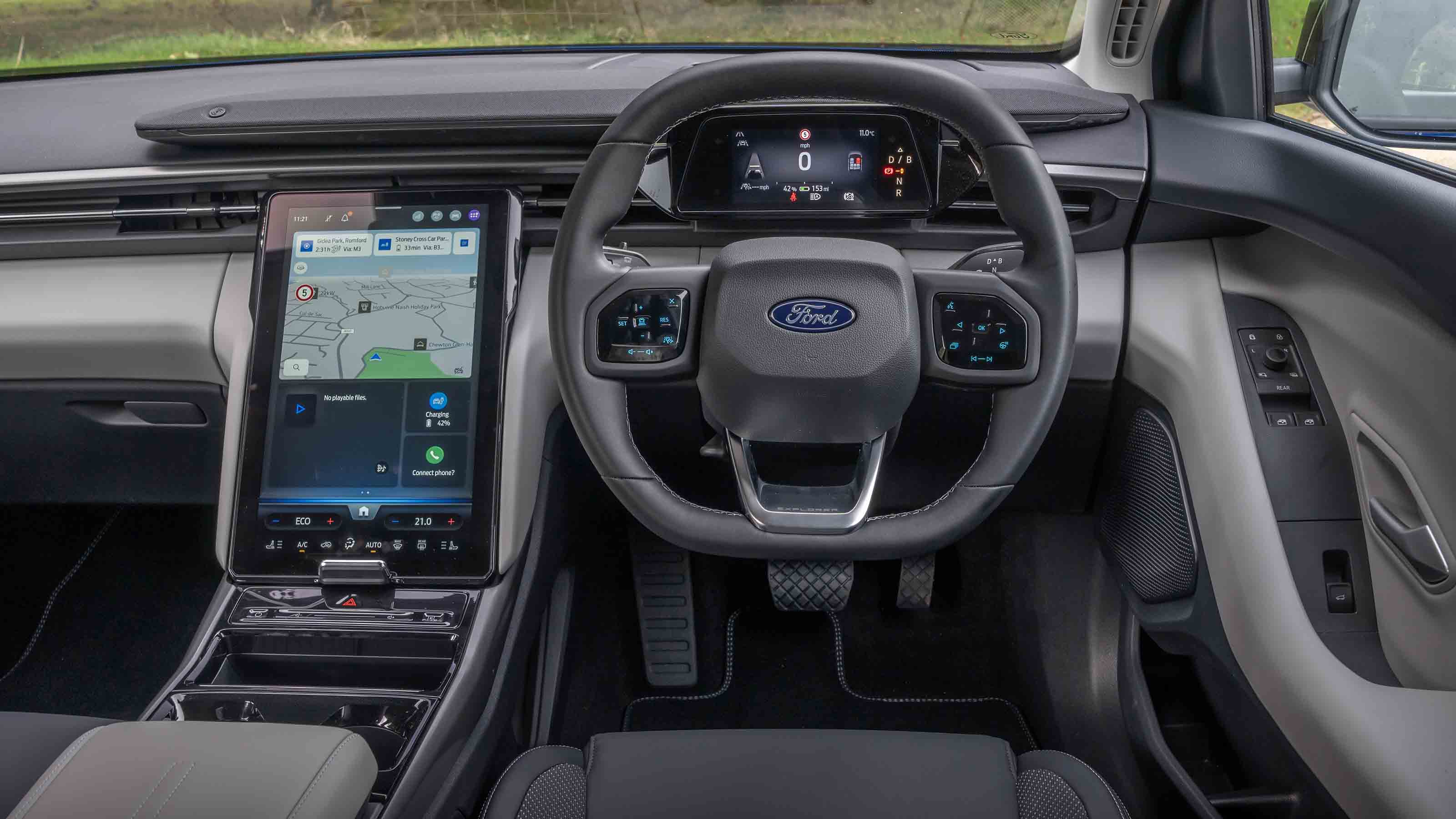 Ford Explorer Carbuyer UK steering wheel interior