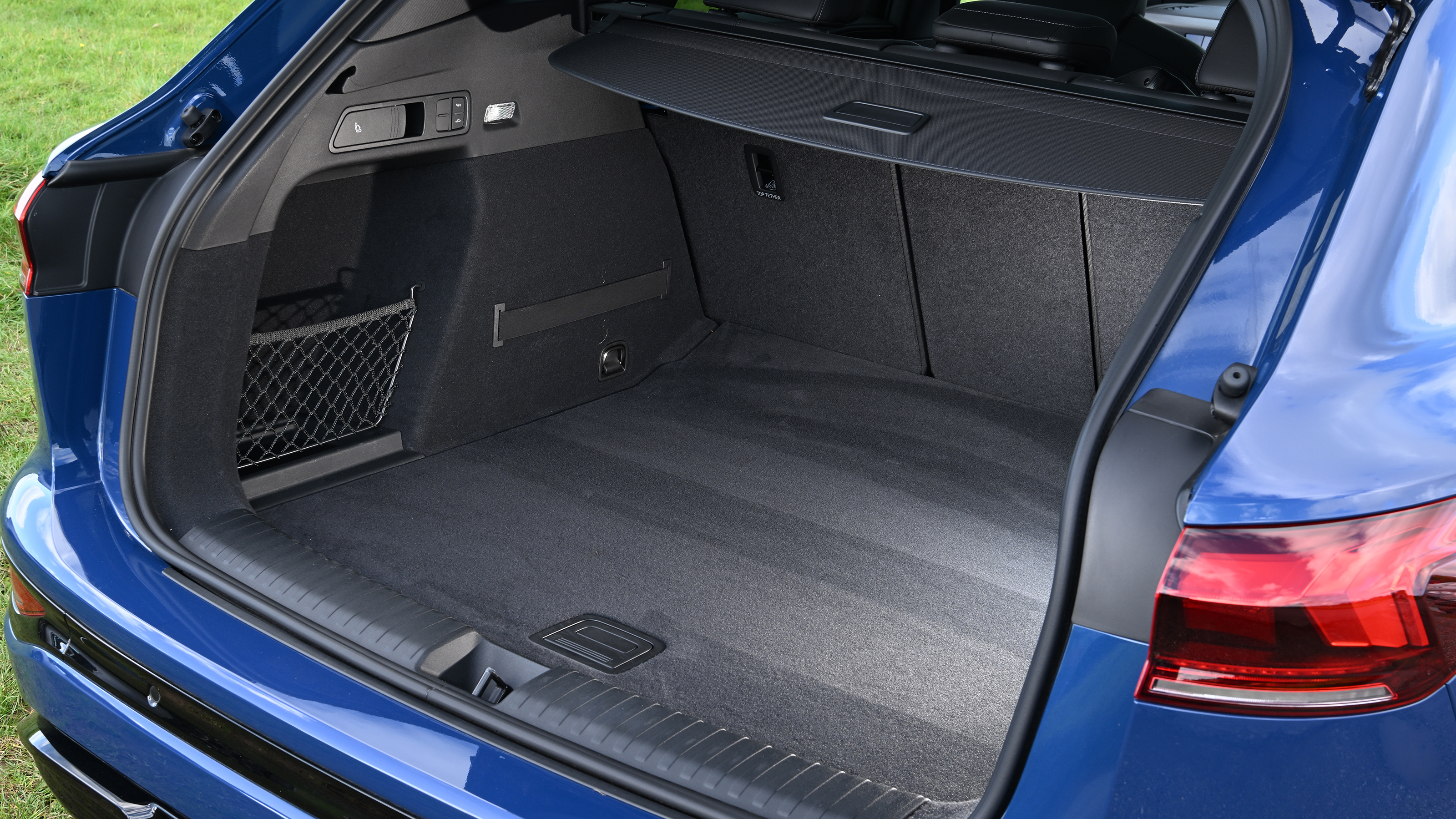 Audi Q6 e-tron boot space