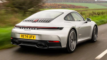 Porsche 911 UK rear 3/4 tracking