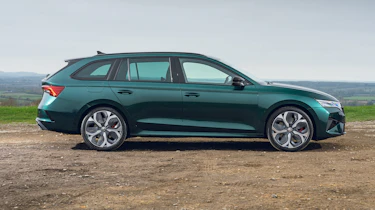 Skoda Octavia vRS Estate side profile static