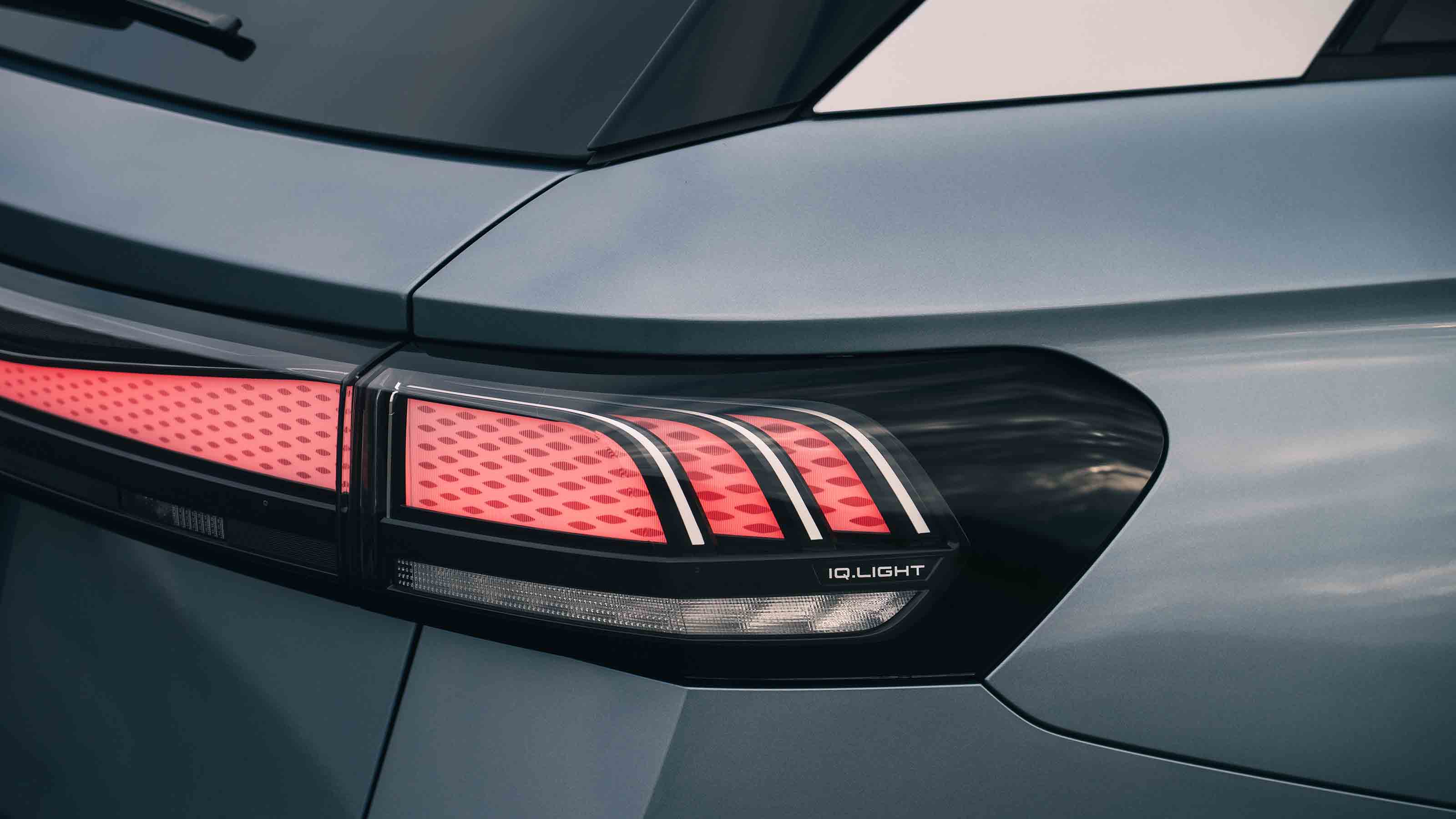 Volkswagen ID.7 Tourer estate tail-lights