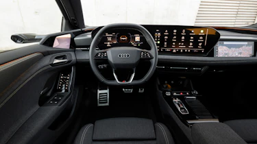 Audi A6 e-tron dashboard