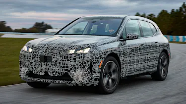 BMW iX facelift camo