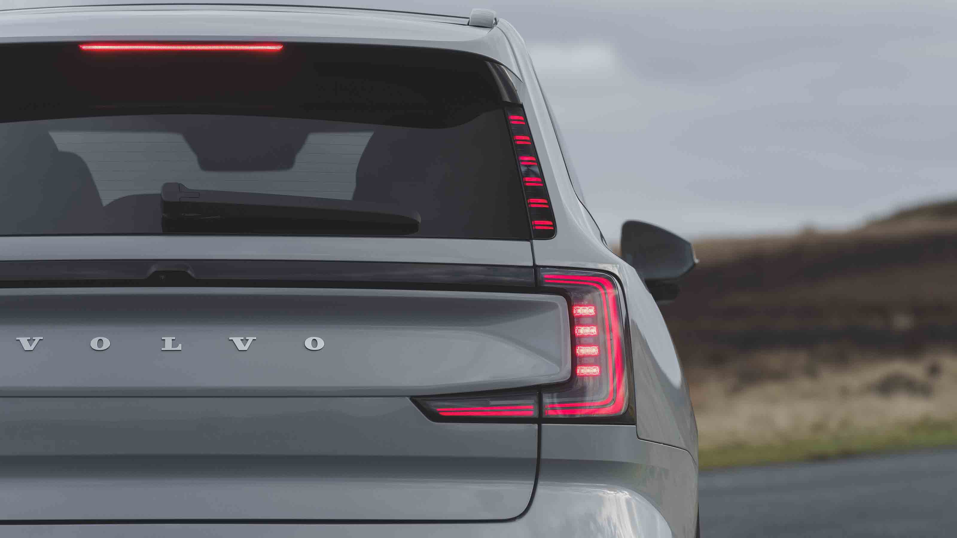 Volvo EX90 rear lights