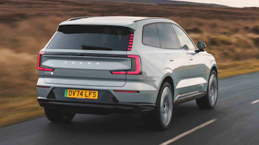 Volvo EX90 rear quarter cruising