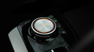 MG4 gear selector