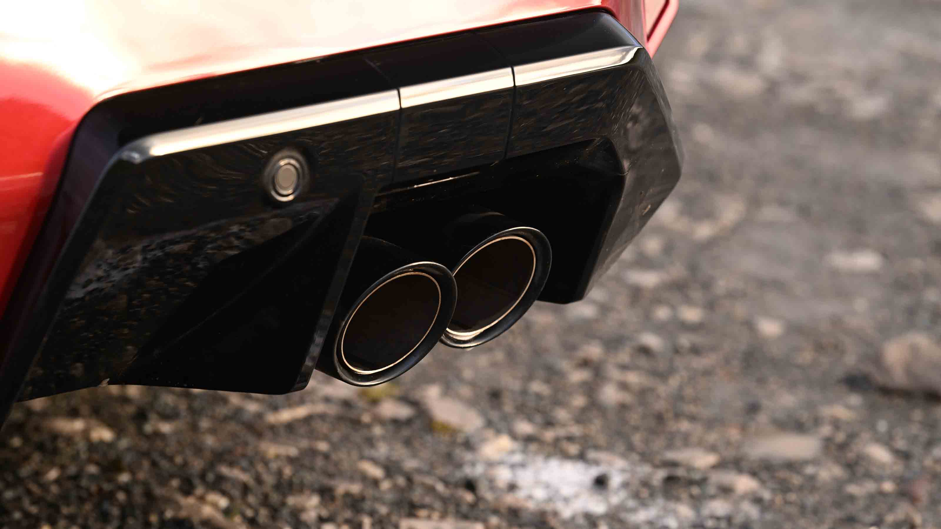 BMW M5 exhaust