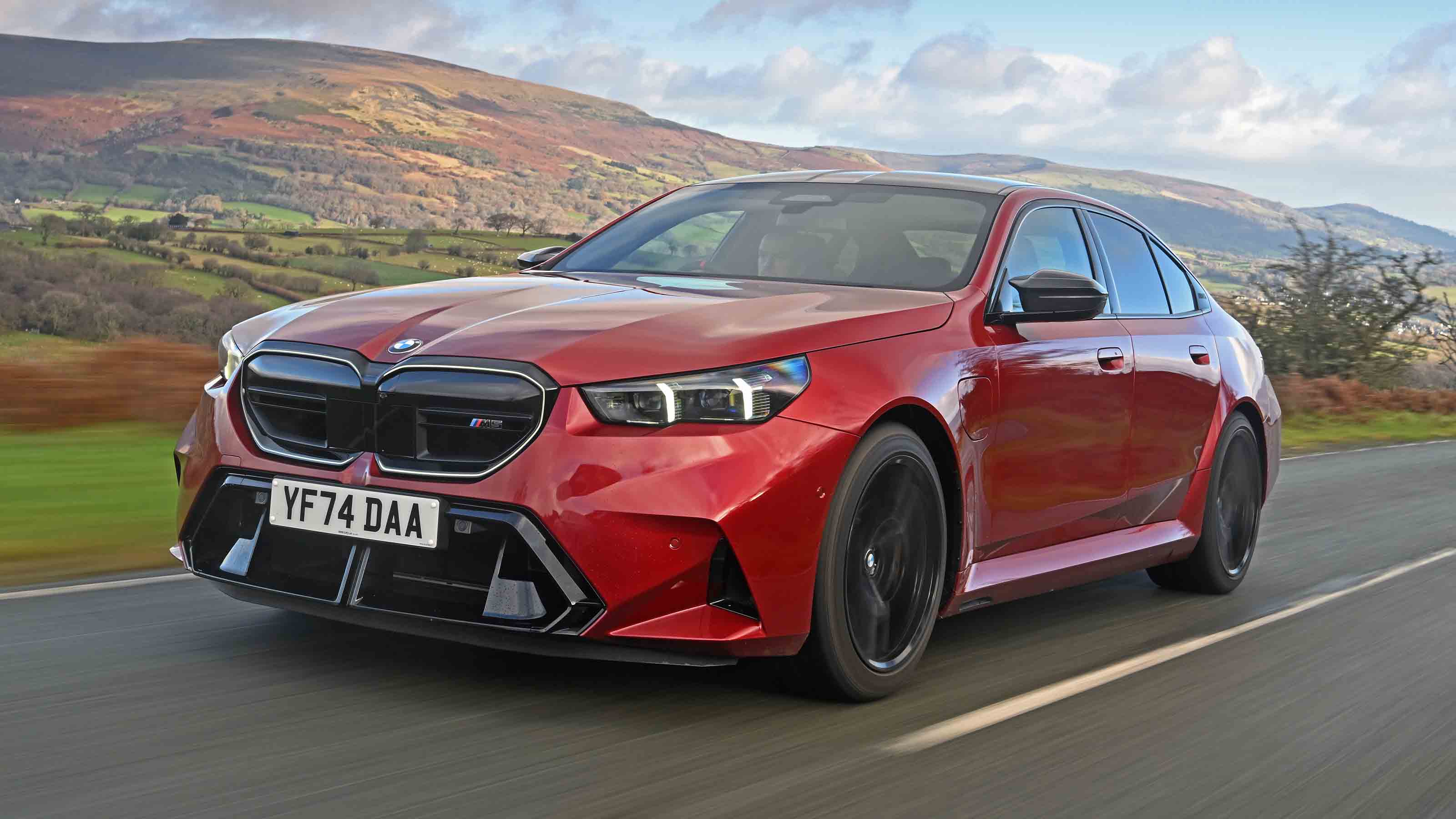 BMW M5 front quarter driving