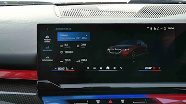 BMW M5 infotainment