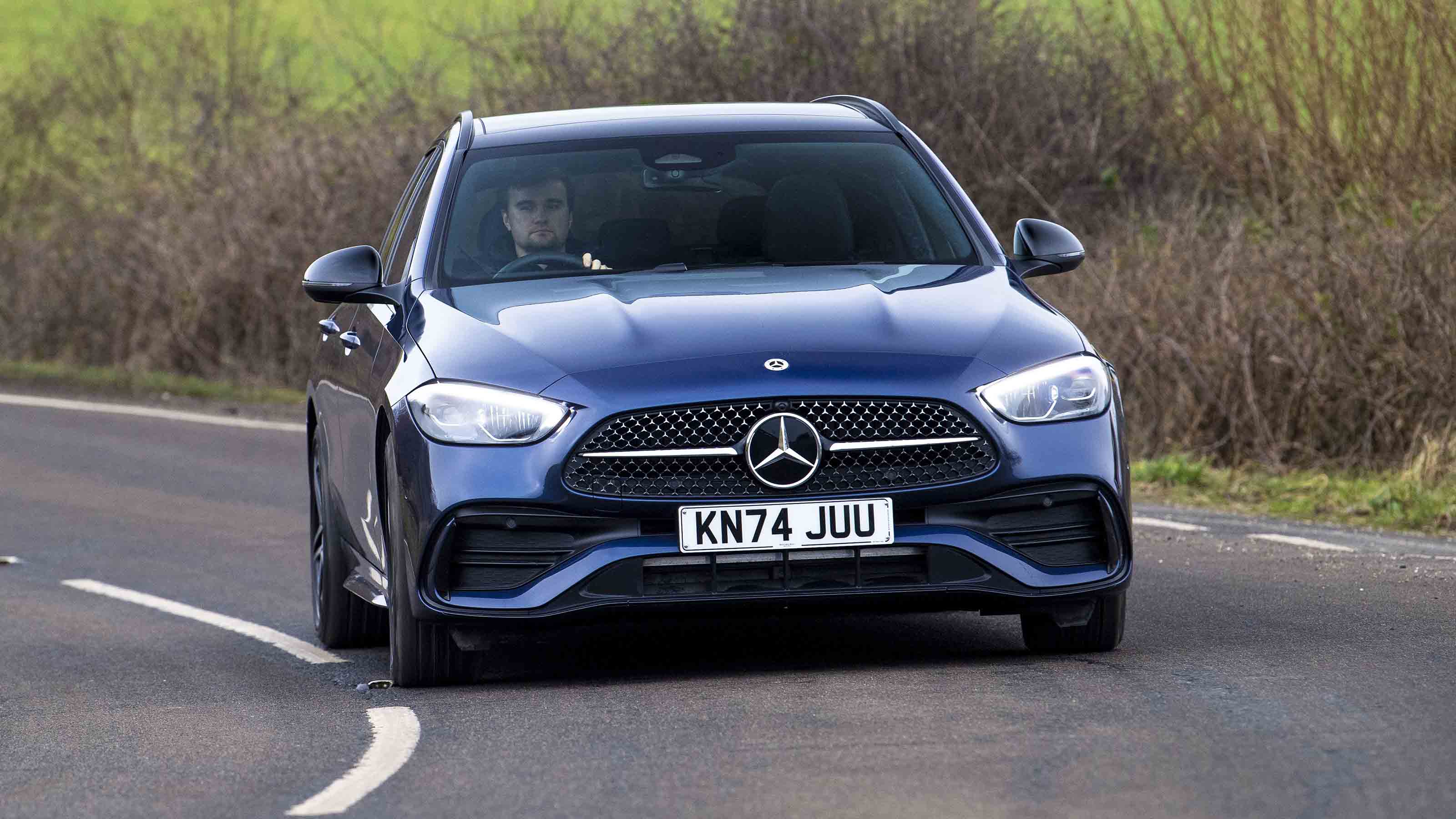 Mercedes C-Class Estate C 300 e cornering