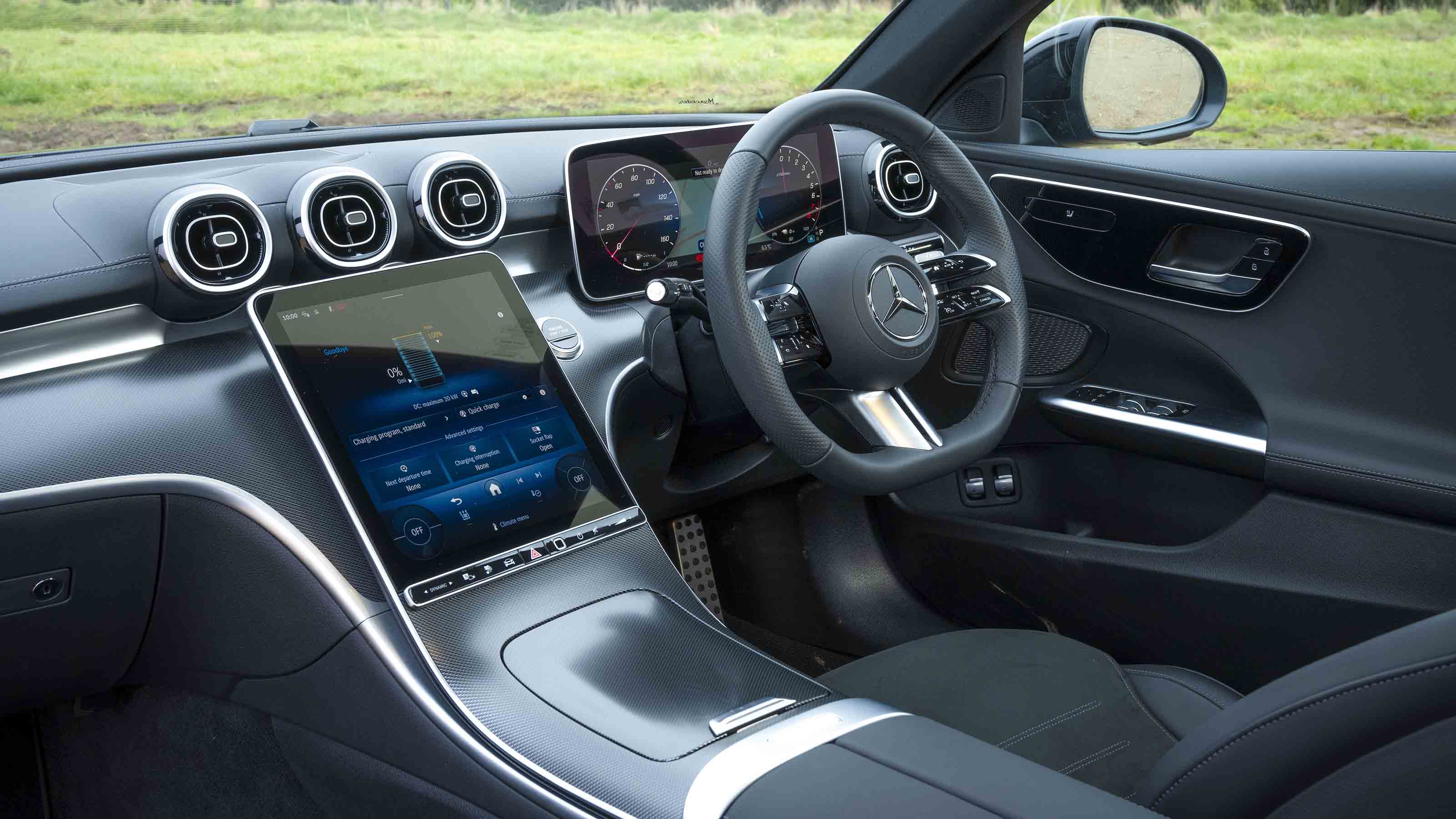 Mercedes C-Class Estate C 300 e interior