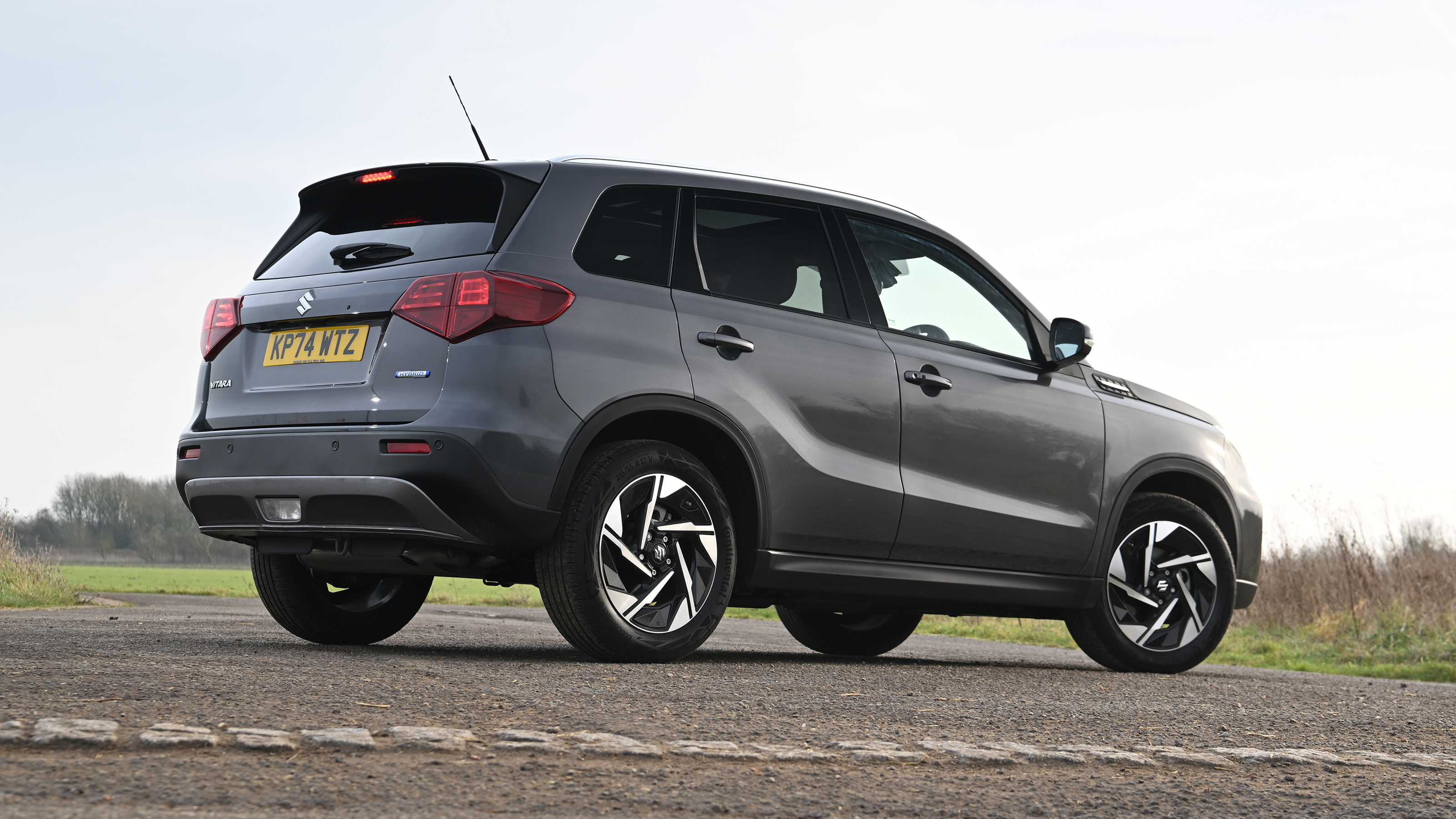Suzuki Vitara rear quarter static