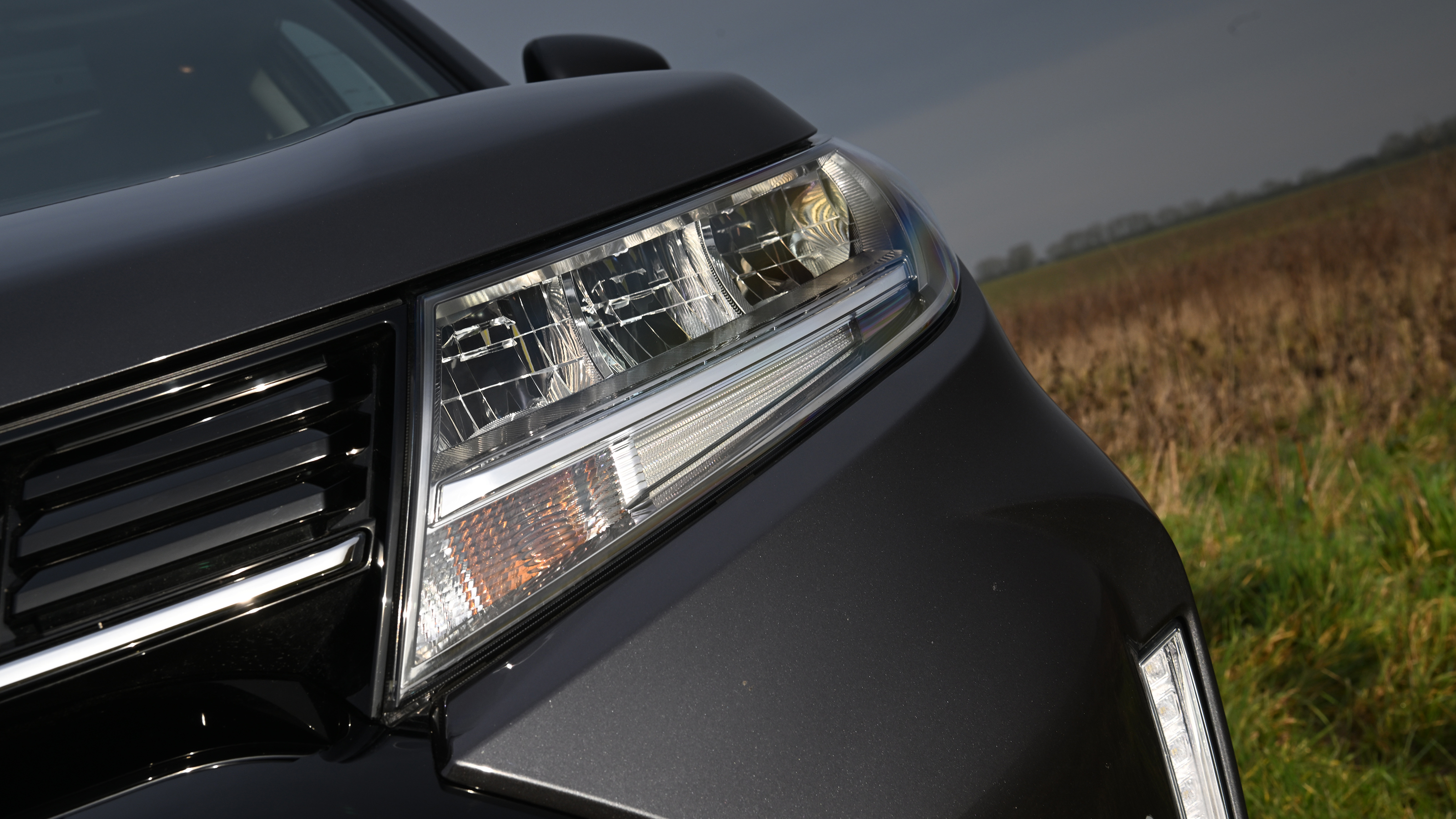 Suzuki Vitara headlight