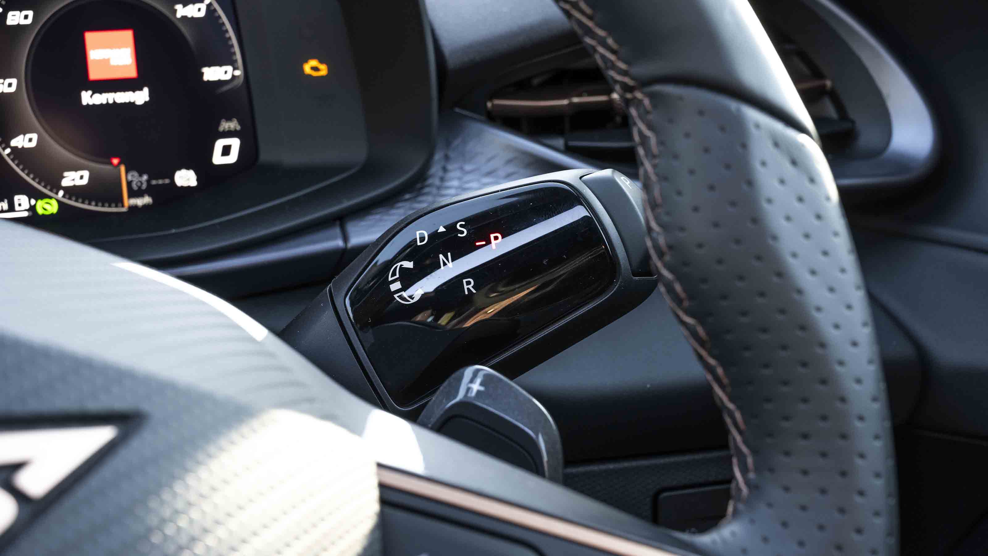 Cupra Terramar gear selector