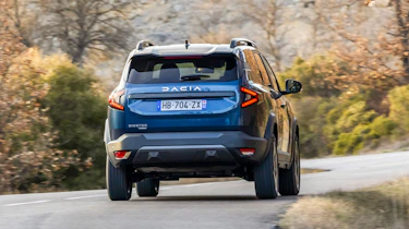 Dacia Bigster rear driving