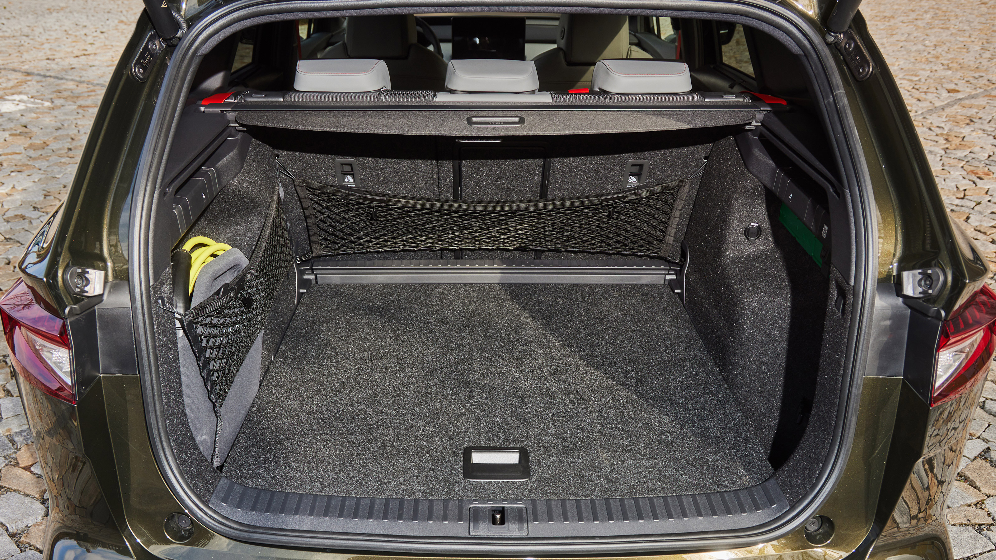 Skoda Enyaq facelift boot seats up