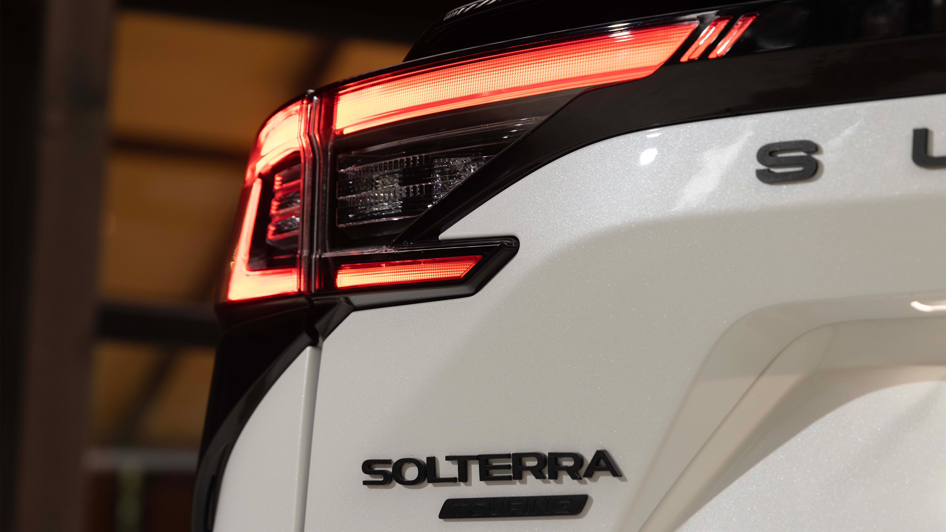Subaru Solterra facelift rear lights