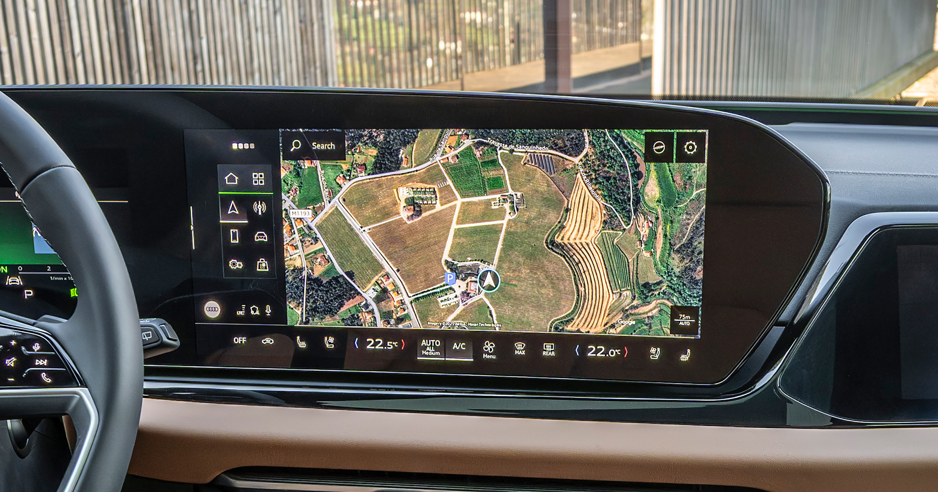 Audi A6 Avant infotainment