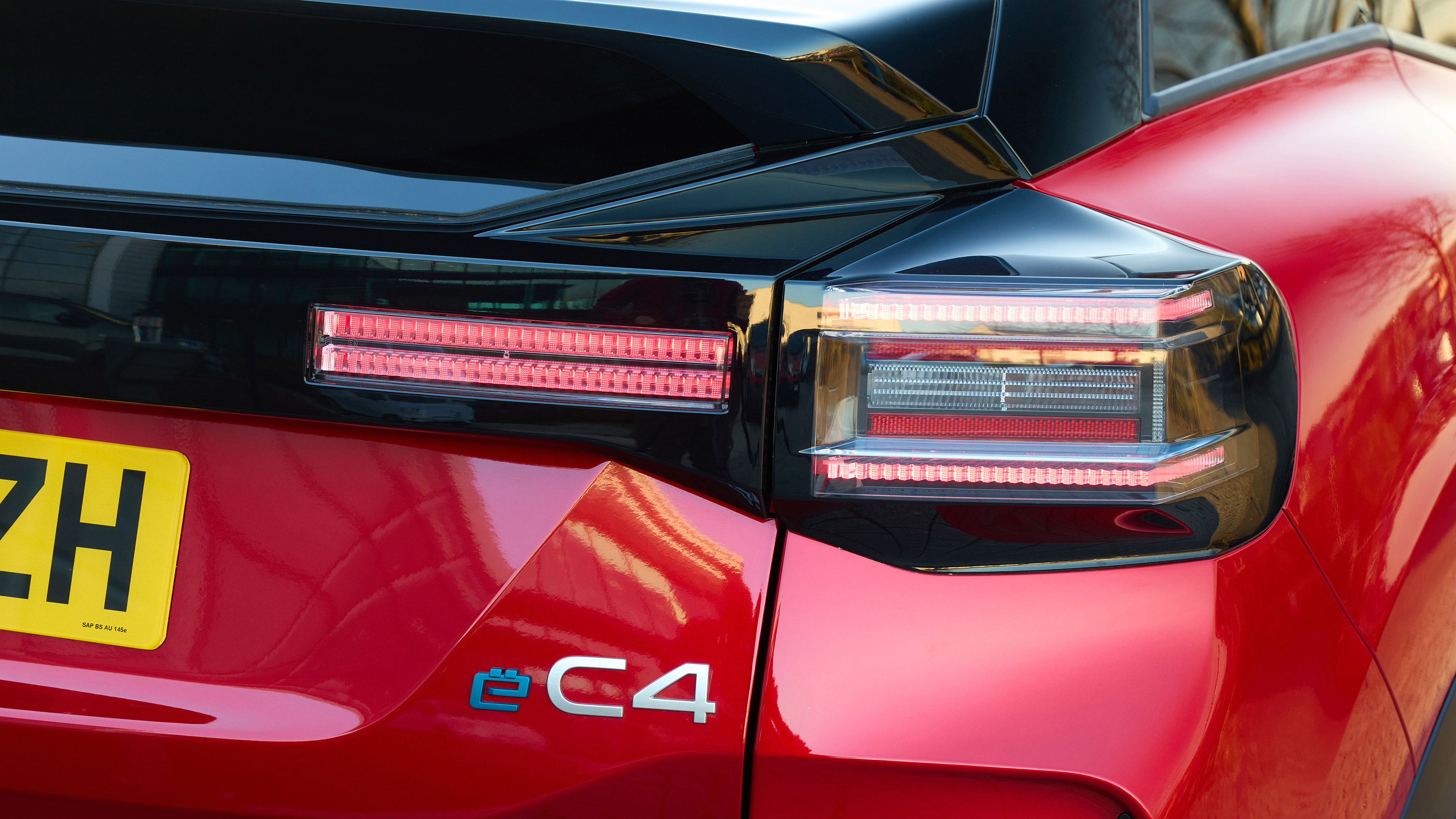 Citroen e-C4 tail-light