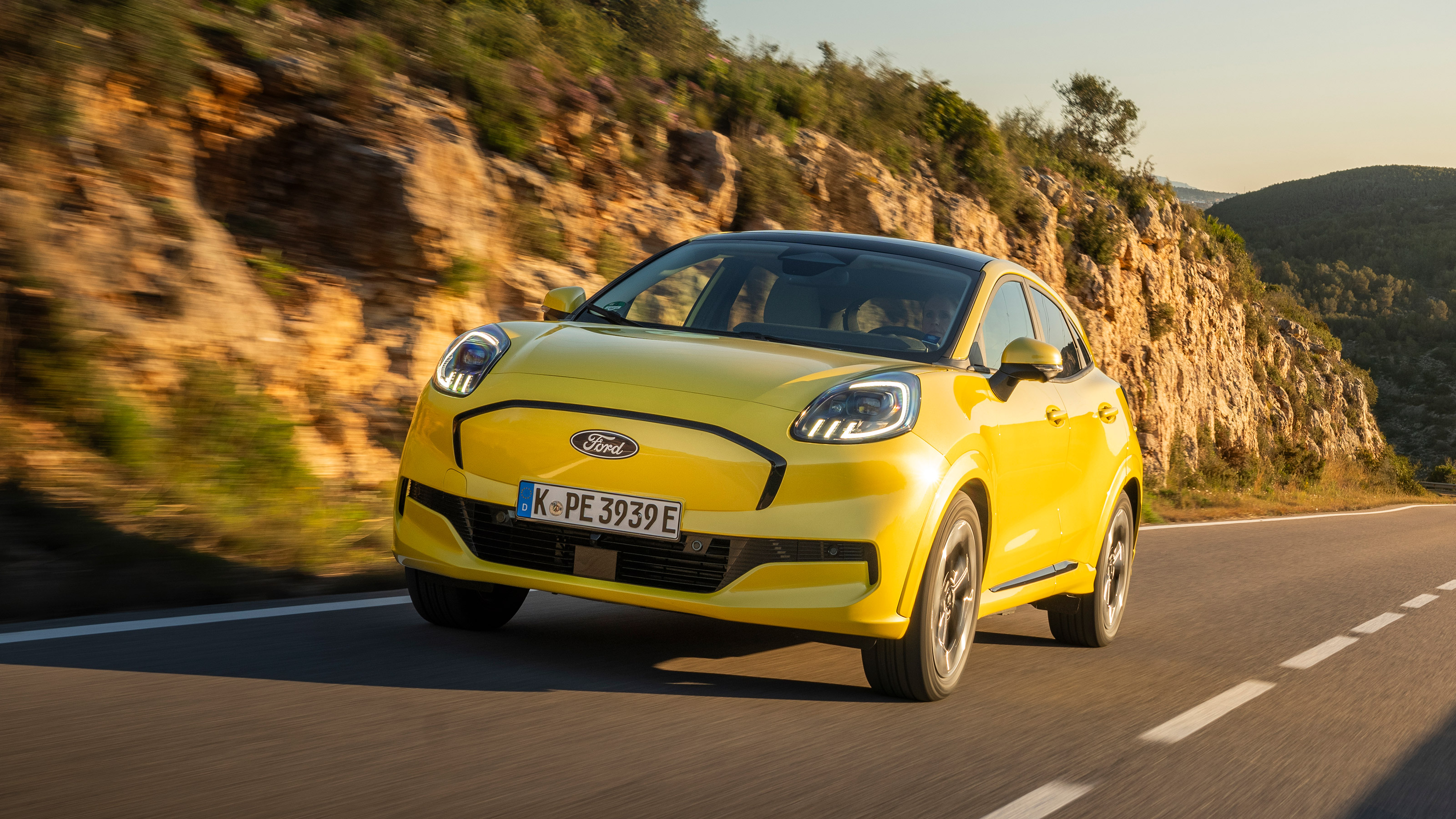 Ford Puma Gen-E front cruising