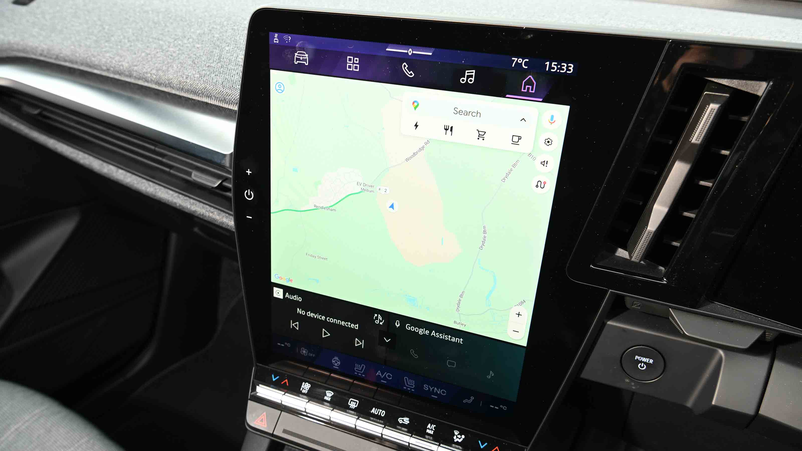 Renault Megane UK infotainment