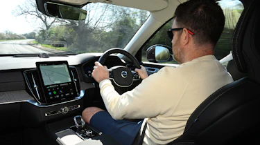 Volvo XC90 facelift UK interior staff