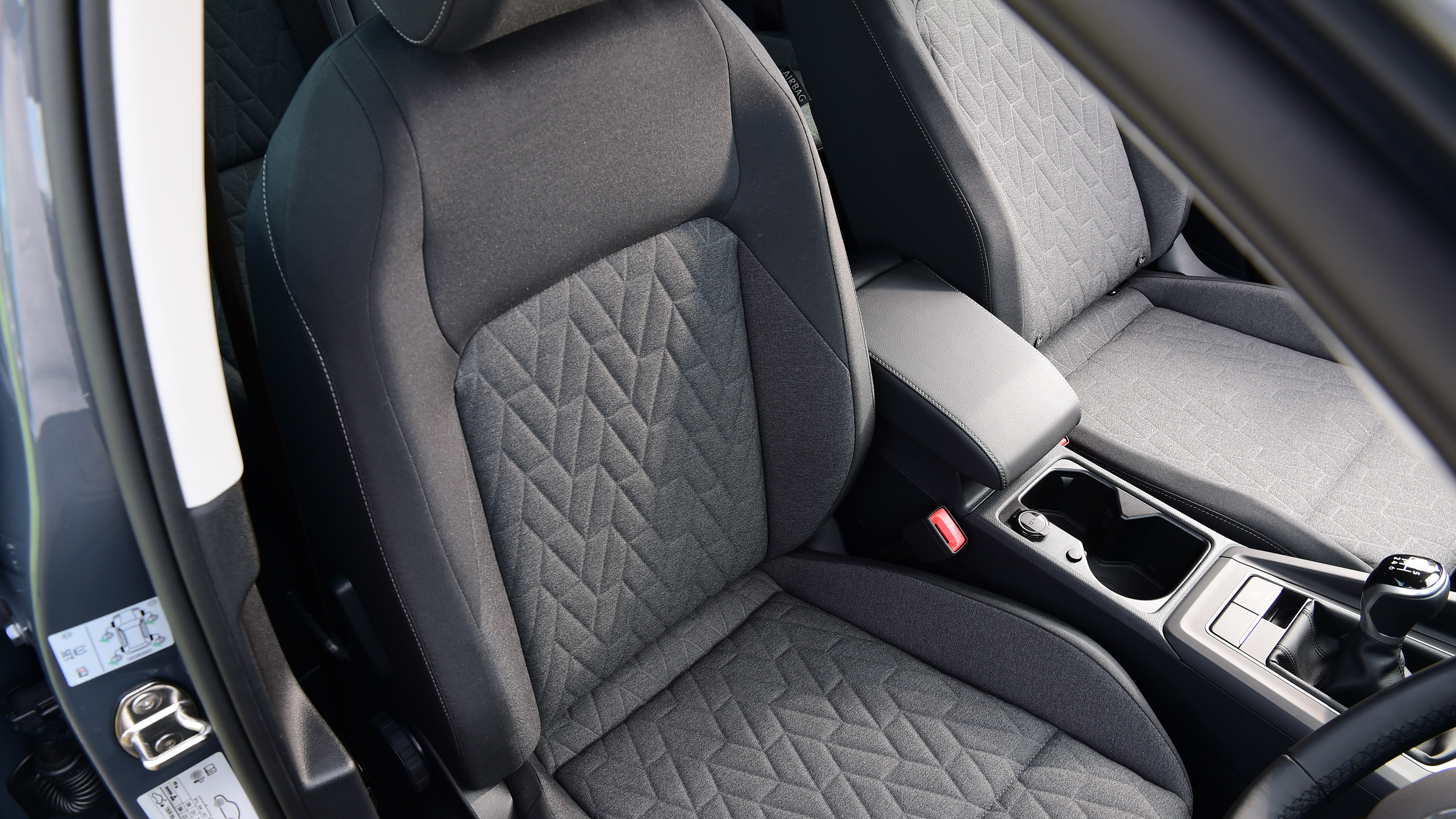 Volkswagen Golf Estate front seats