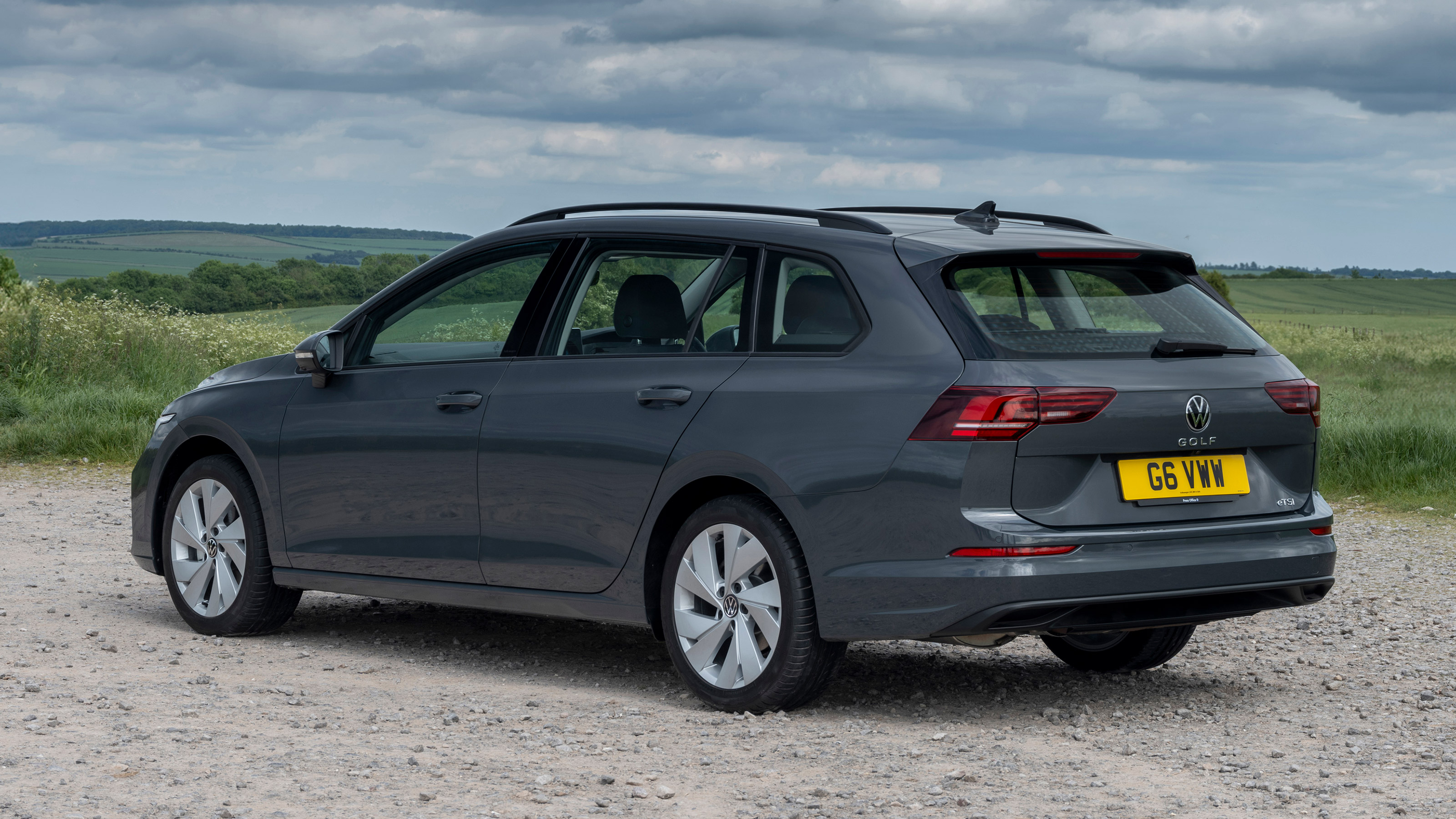 Volkswagen Golf Estate rear 3/4 static
