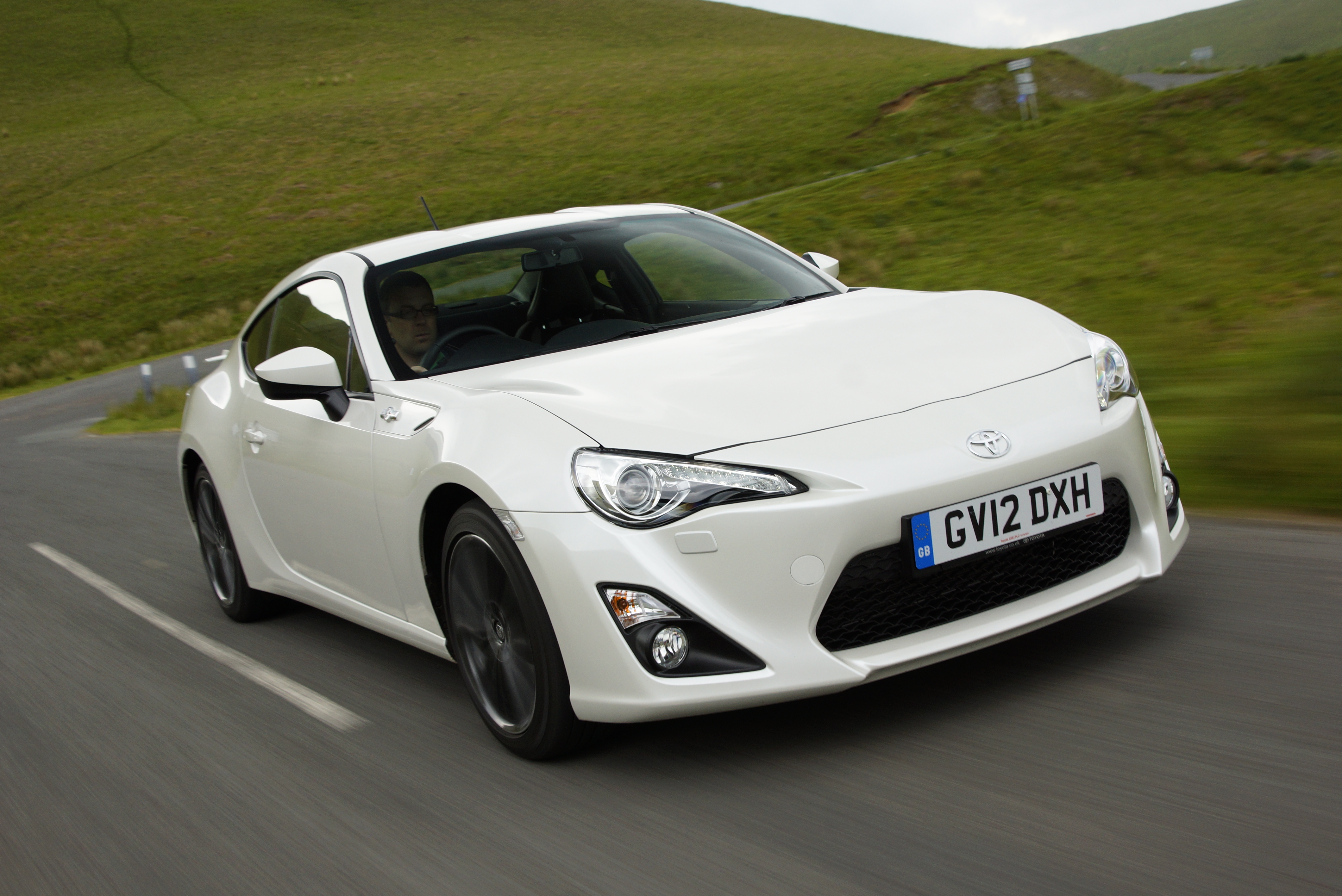 Toyota GT 86 front driver side