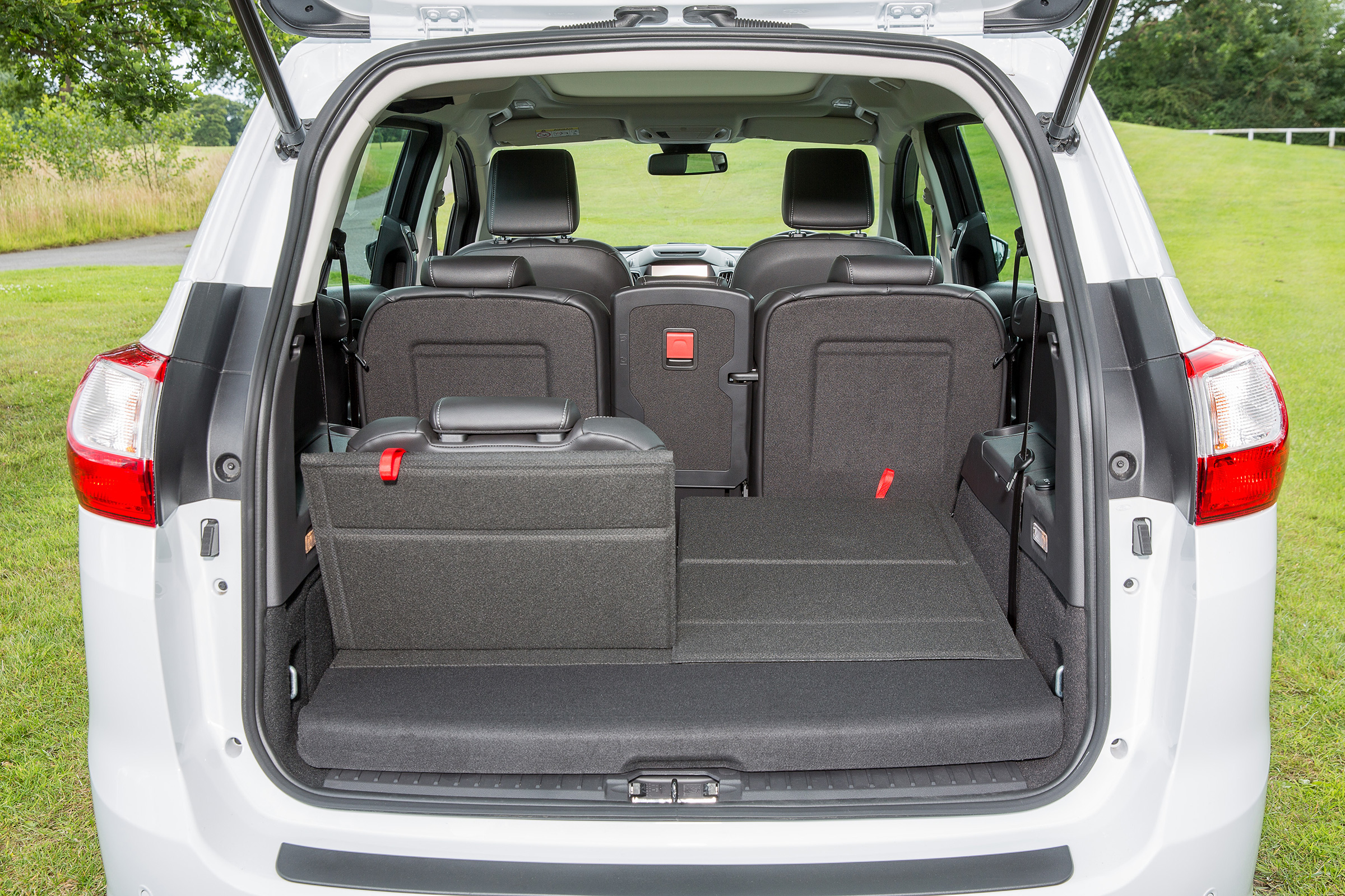 The rearmost seats are easy to put up and down, folding flat into the boot floor when stowed away