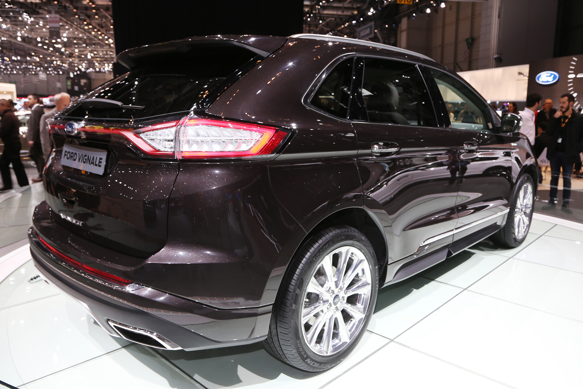 Choosing a Vignale model also gets you access to a customer relationship managers &amp; 24/7 telephone support 