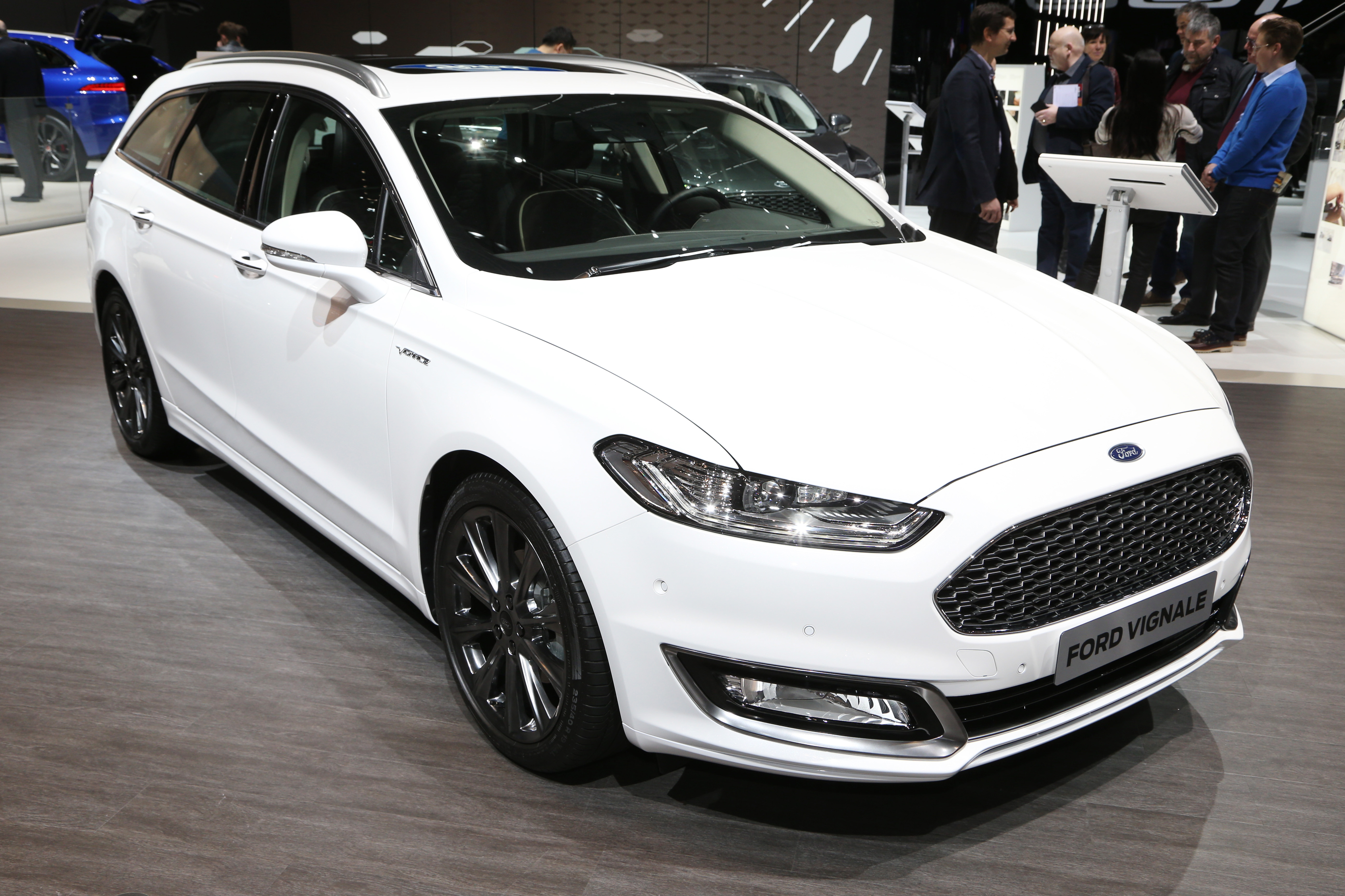 If you want an extra dose of practicality with your luxury, the Mondeo Vignale is available as an estate, too