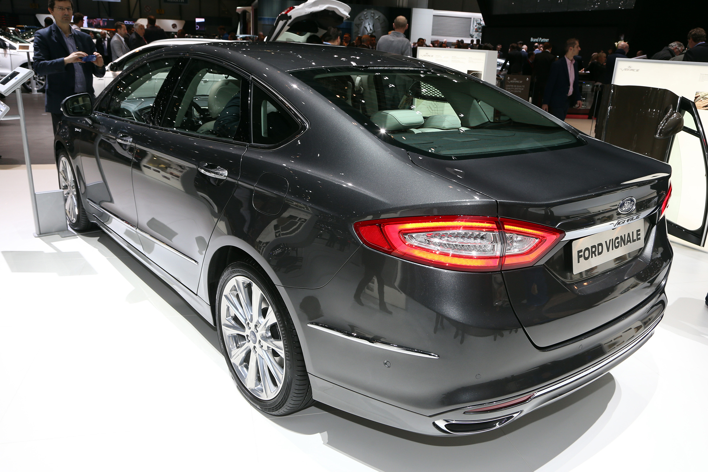 The Mondeo already cuts a dash in the metal, and the Vignale version looks even sleeker