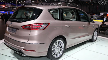 The S-MAX Vignale is available with two powerful diesel engines or a 237bhp petrol