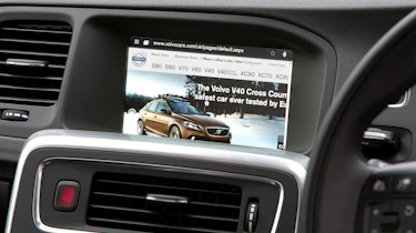 All versions have a seven-inch display