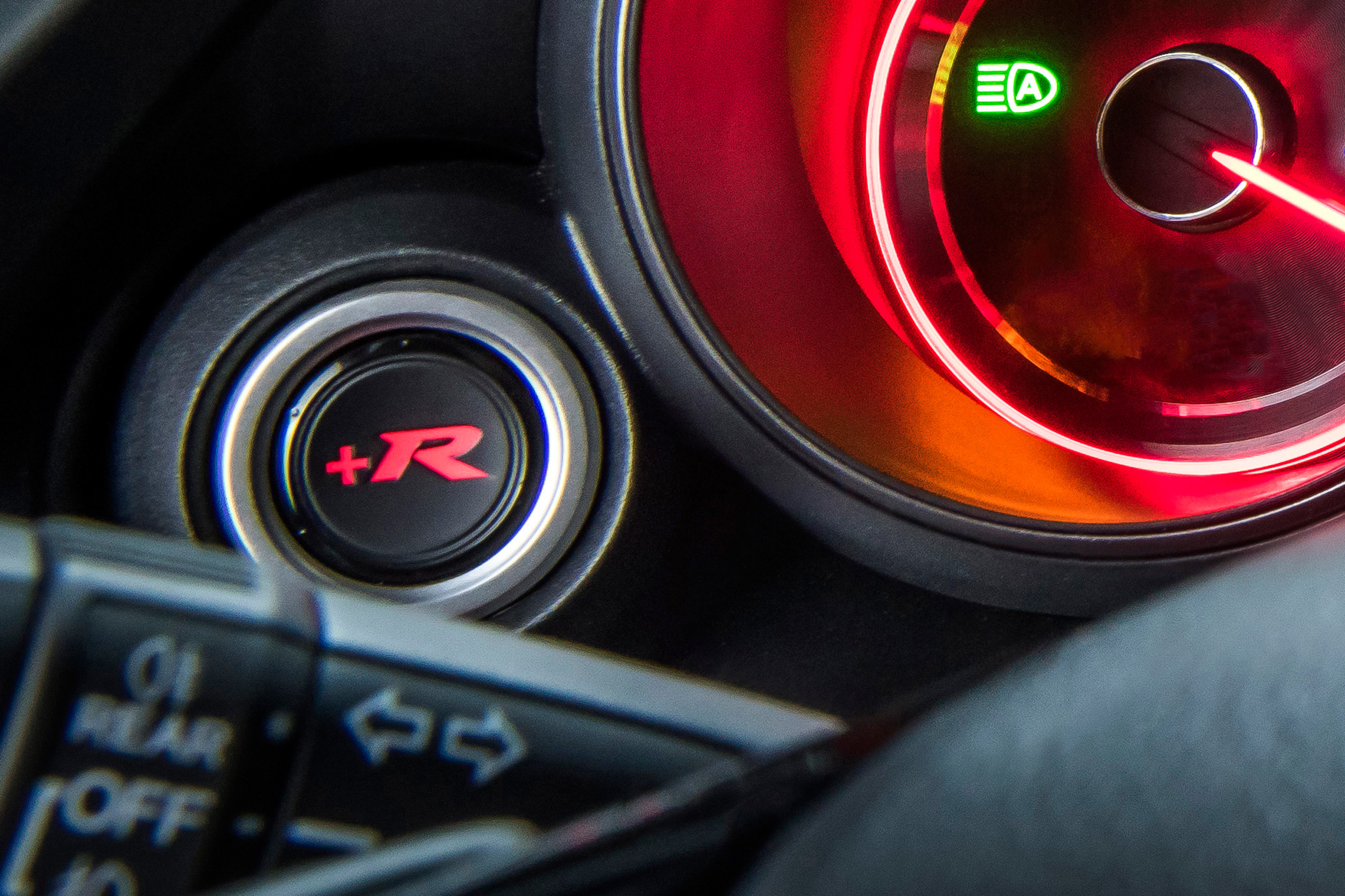 Honda Civic Type-R +R sport button