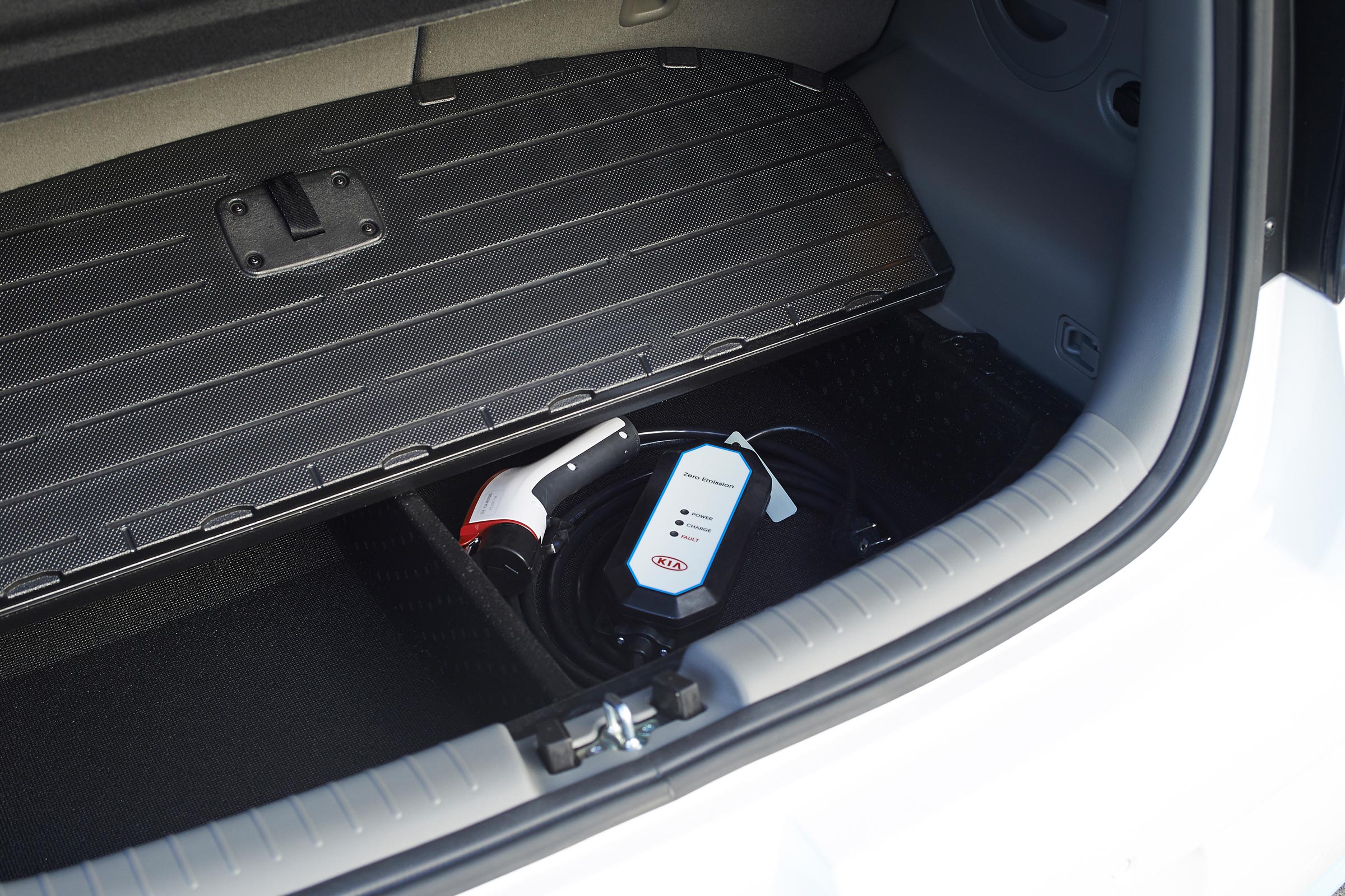 Make sure you order the charging cable and bag, which are a little under £300
