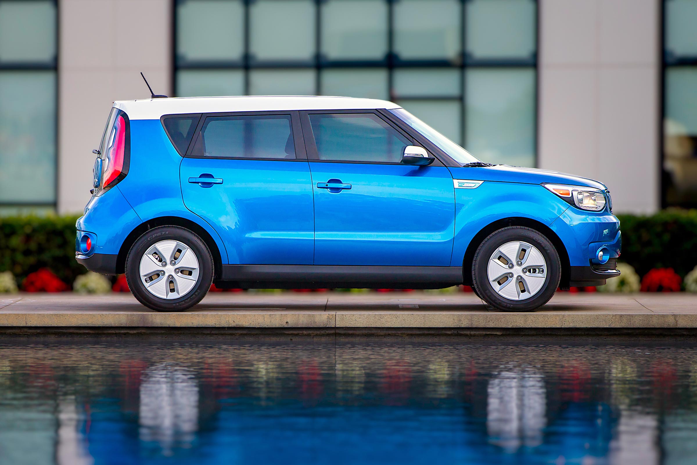 The Soul EV doesn't look that different from the standard Soul hatchback