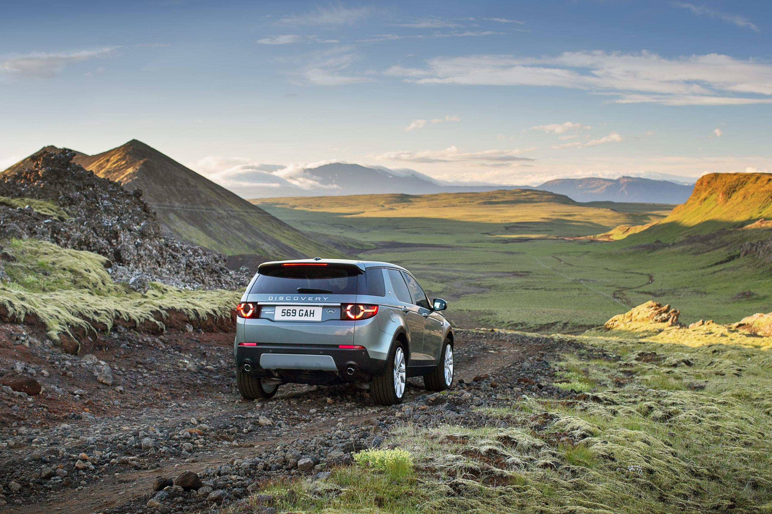 It should come as no surprise that the Discovery Sport has serious off-road ability