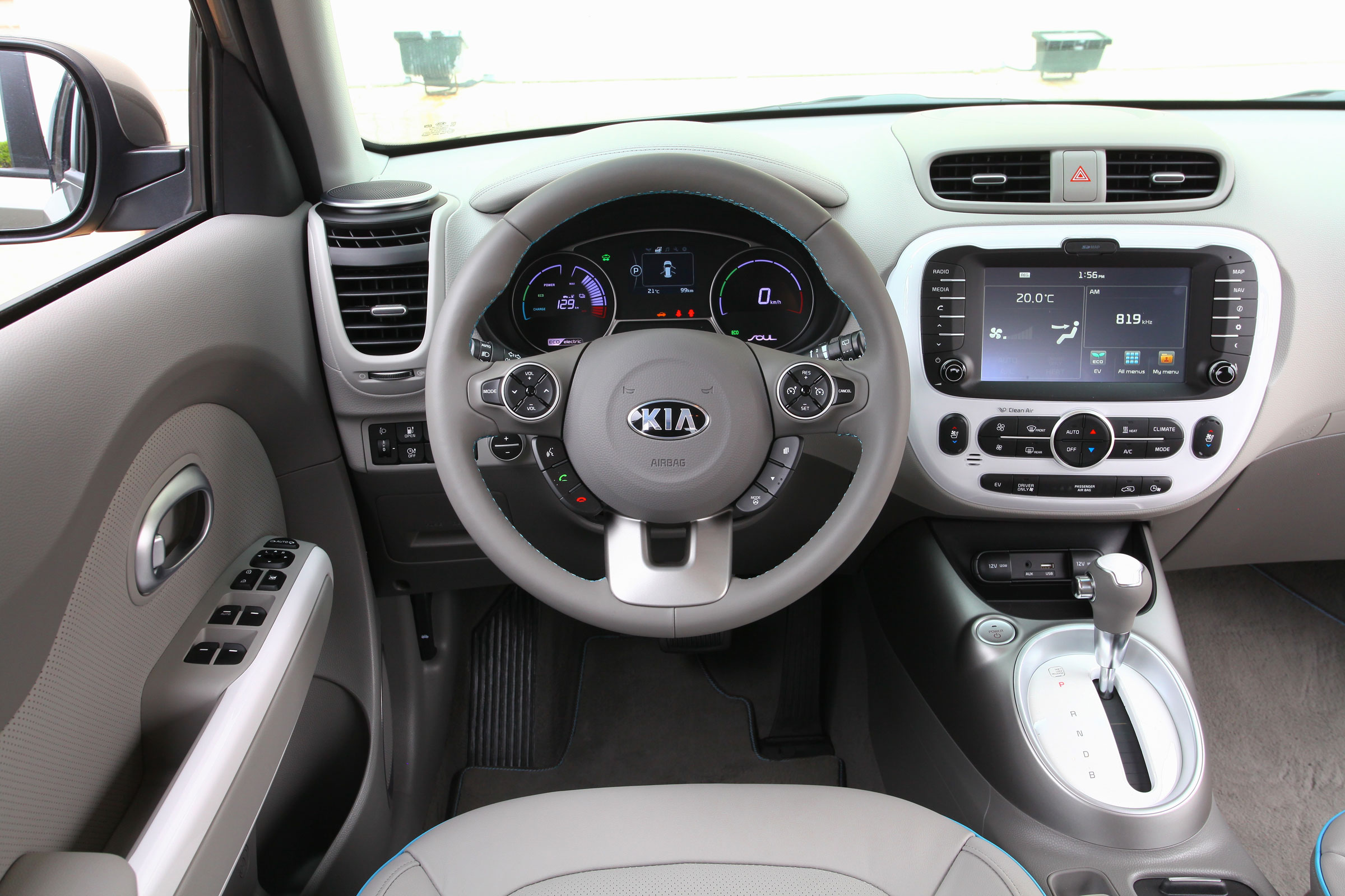 White accents lift the overall ambiance, and all Soul EVs come with sat nav