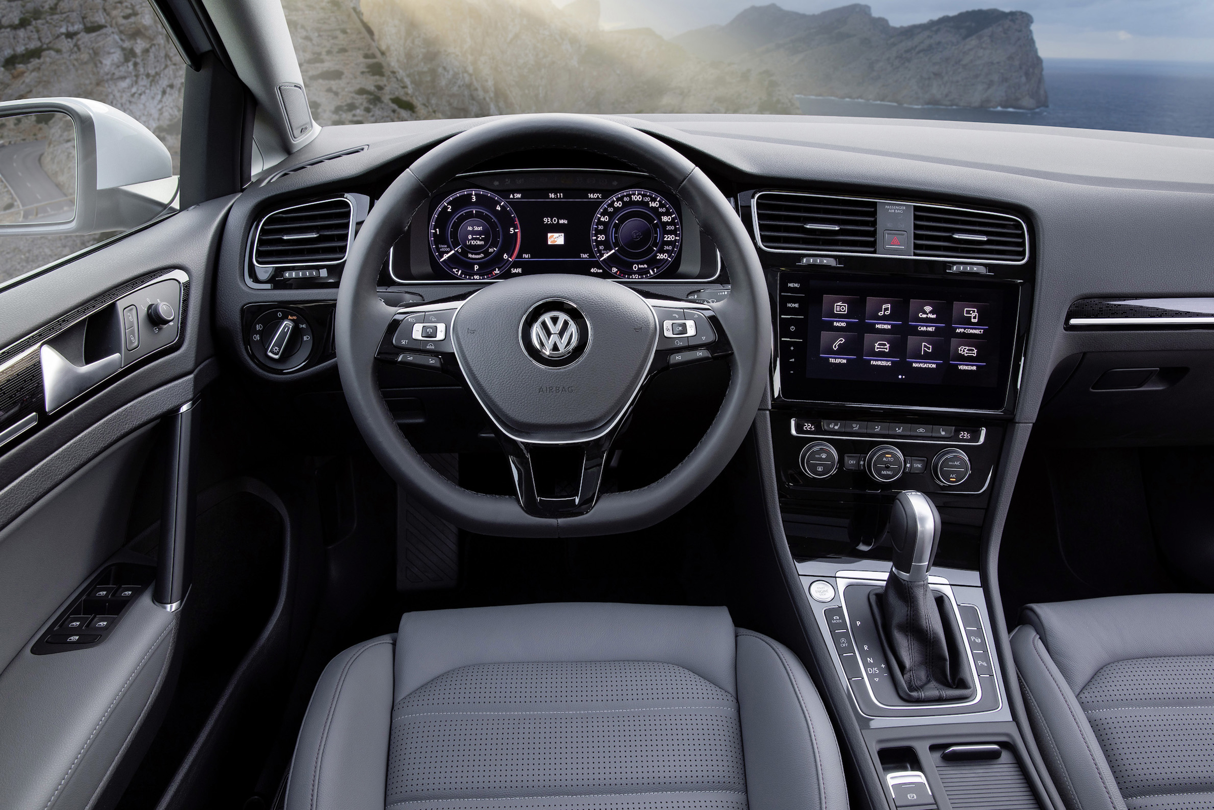 Inside the Golf Estate, it's the same smart, comfortable and high quality story 