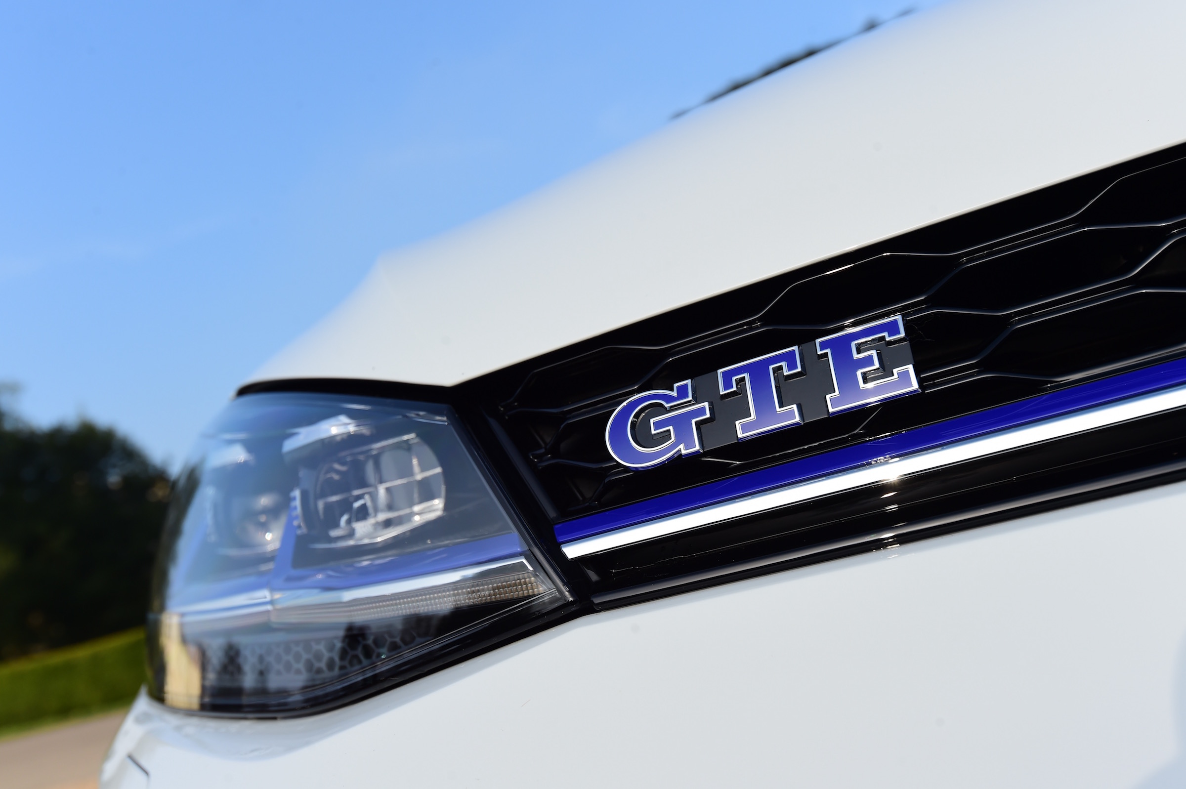 However, it doesn't feel like a GTI through the corners, as a consequence of its heavy batteries and electric motor