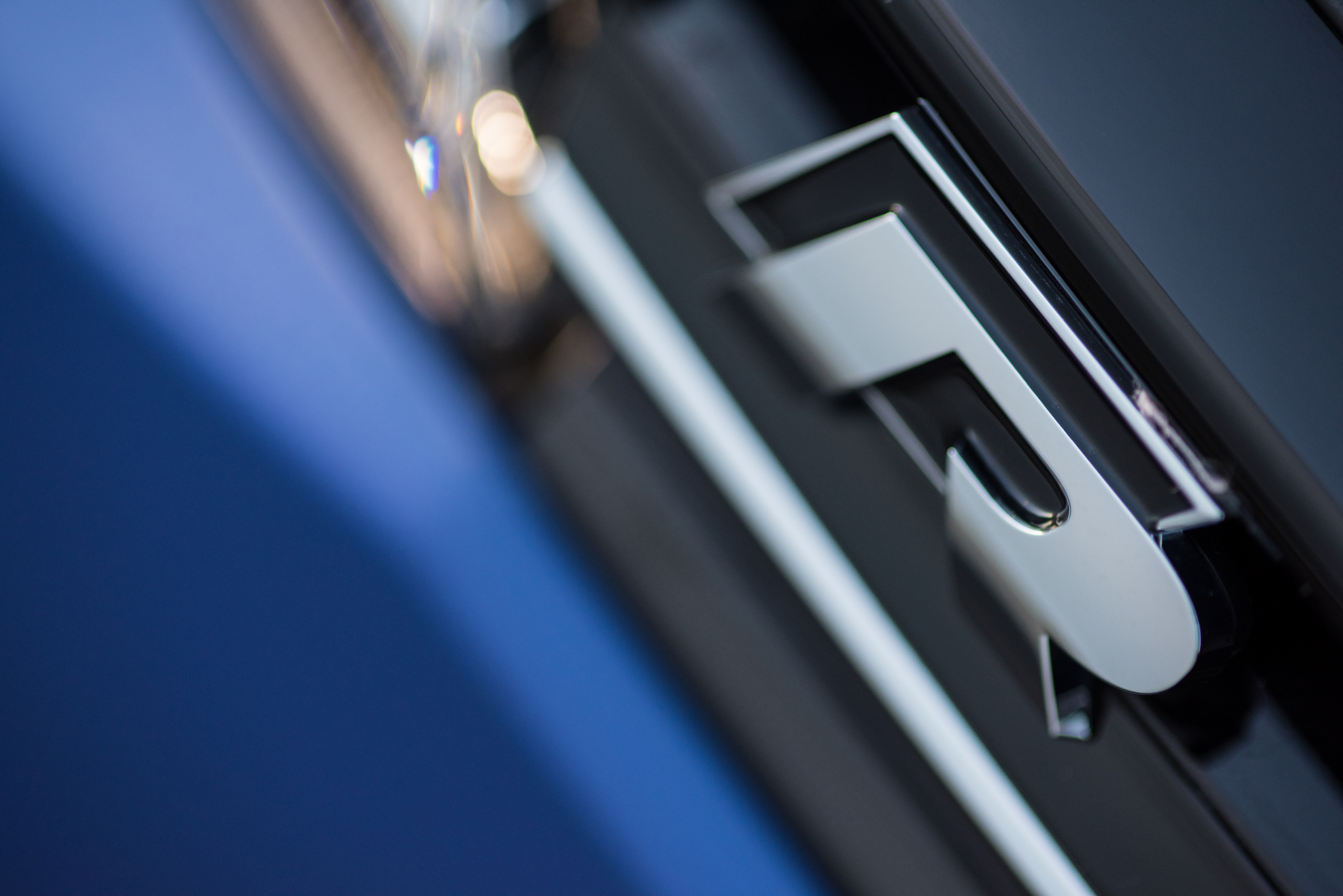 ... though the R still manages to look understated