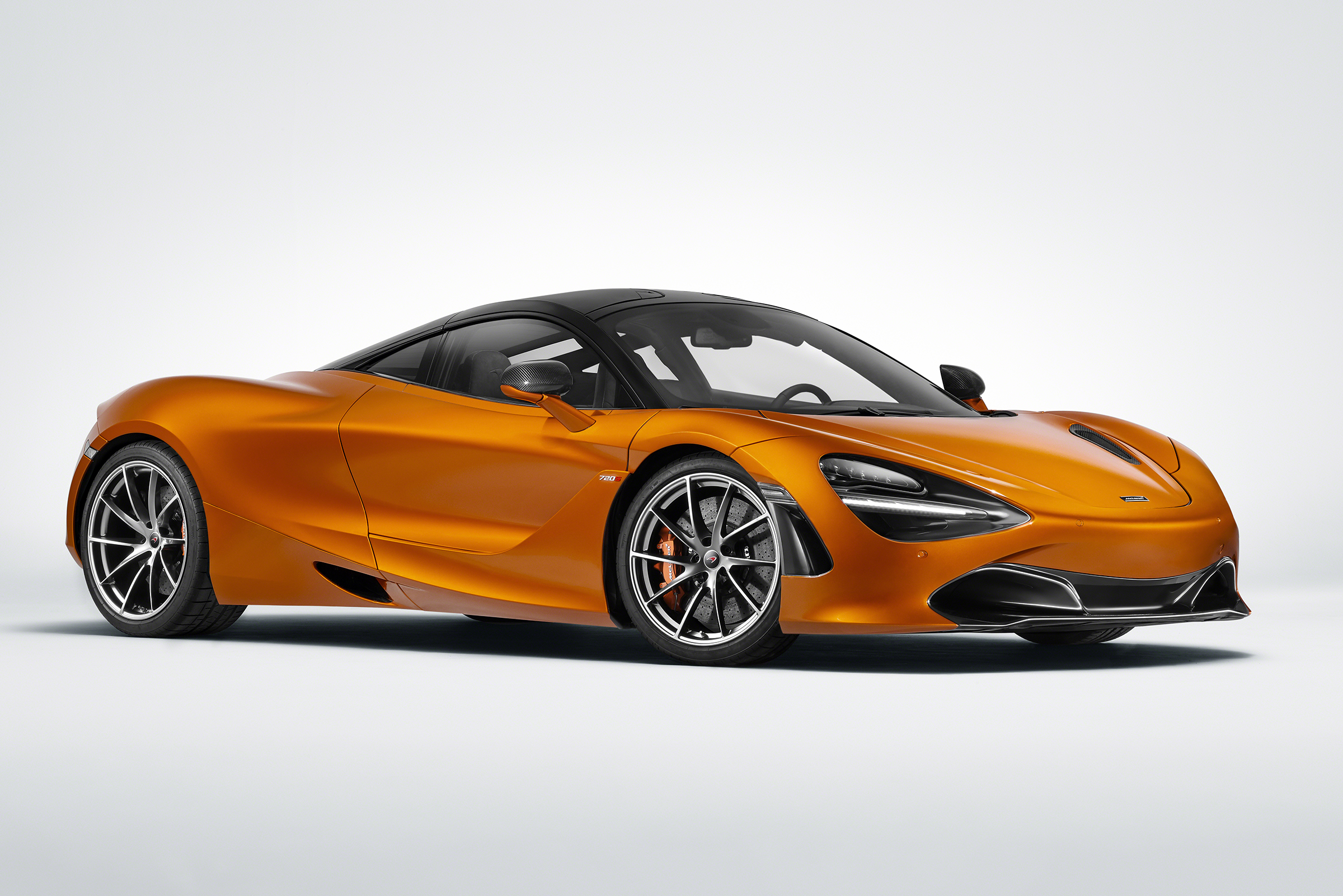 It replaces the McLaren 650S supercar